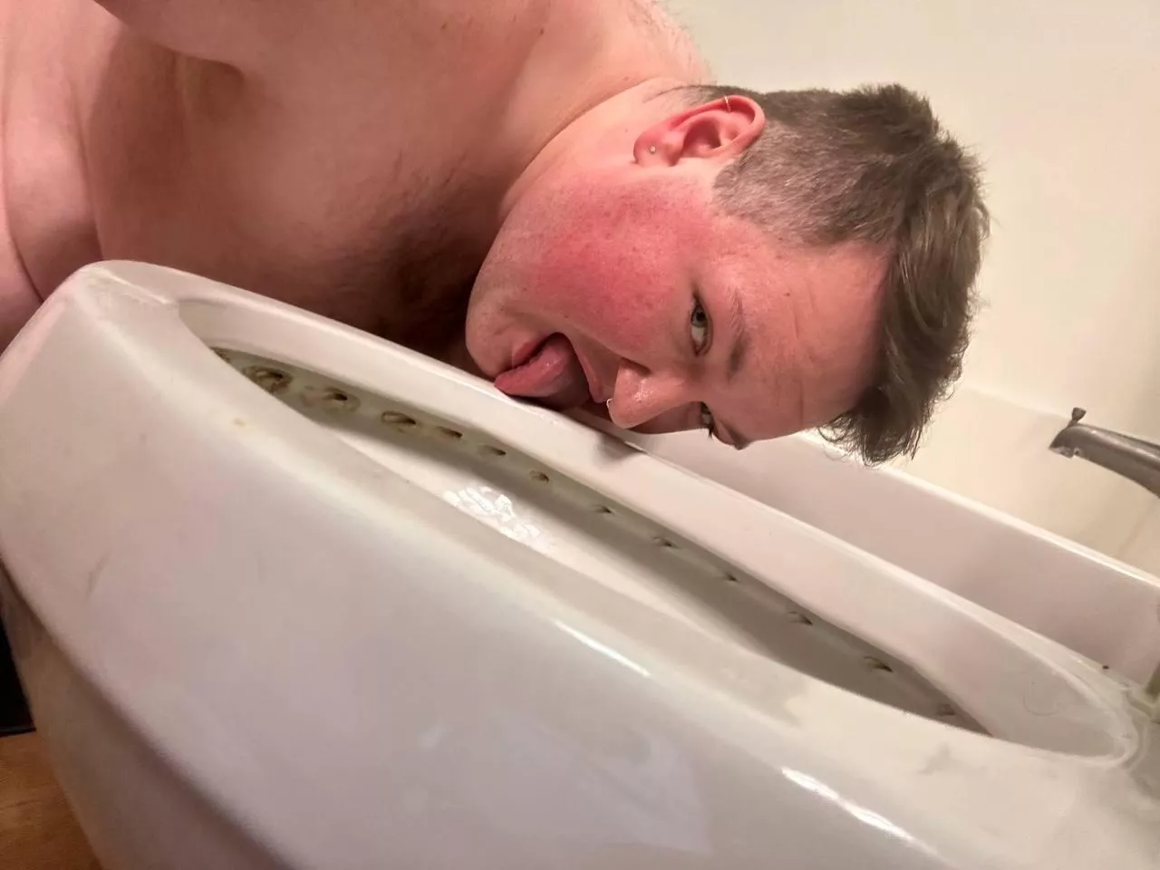 Pup Toby can’t get enough 😏😈