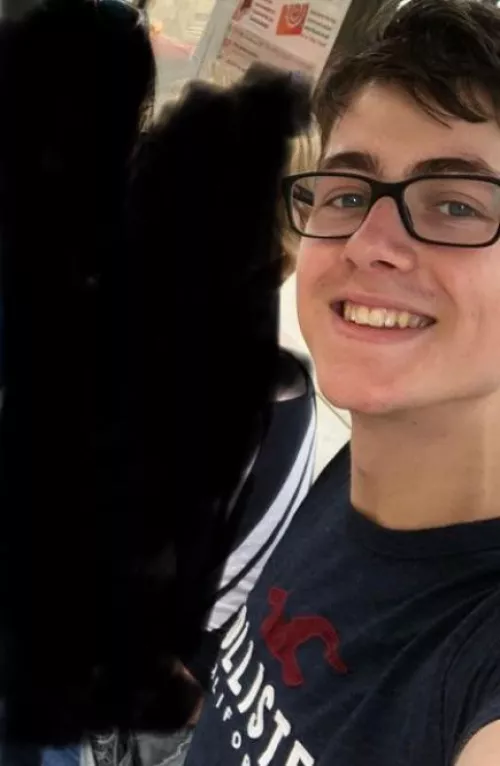 Selfie in public (with blacked out strangers lol)