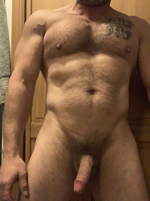 Should I get dressed [48] dms open