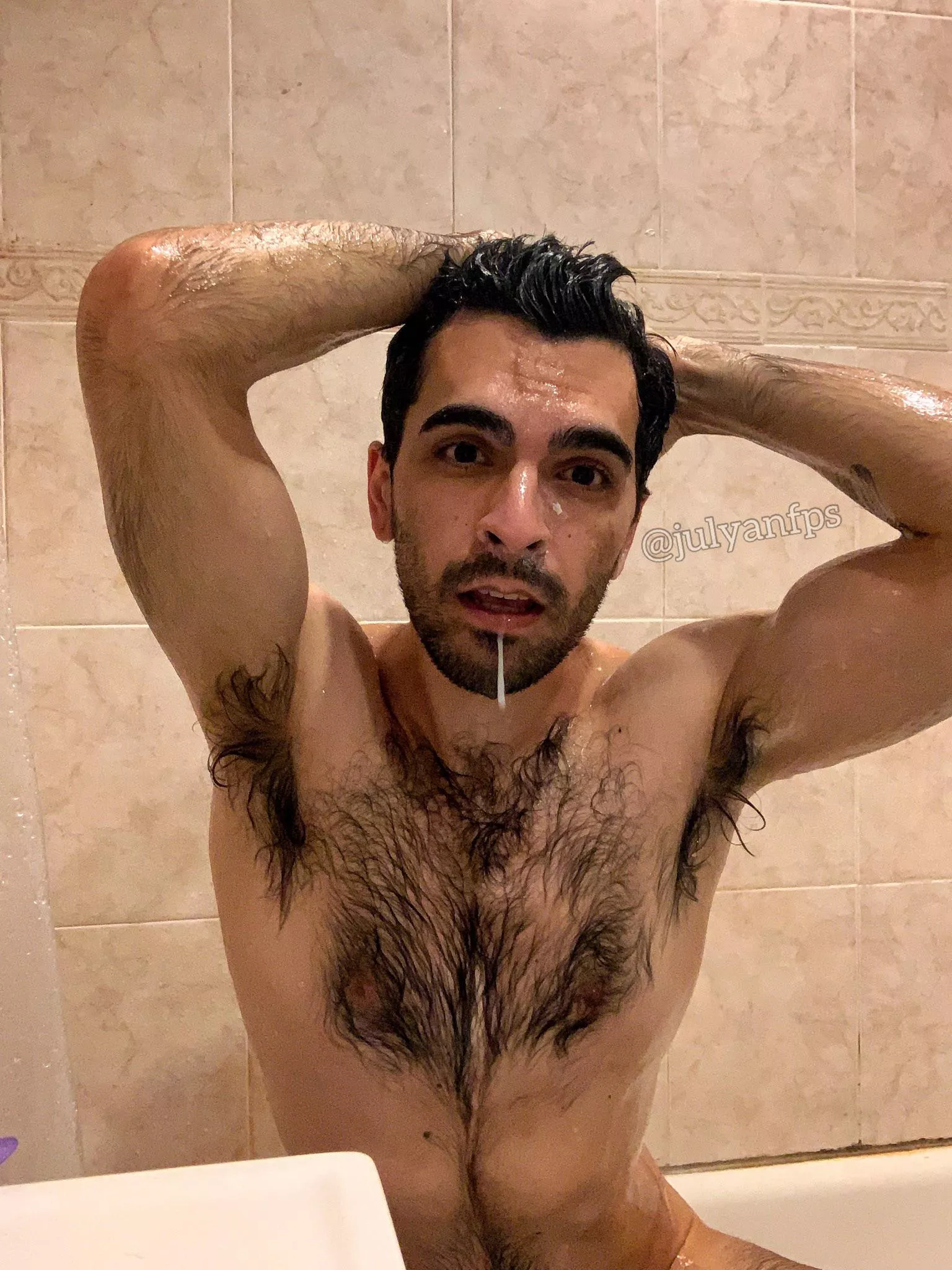 Sniff my pits then catch my spit 😈