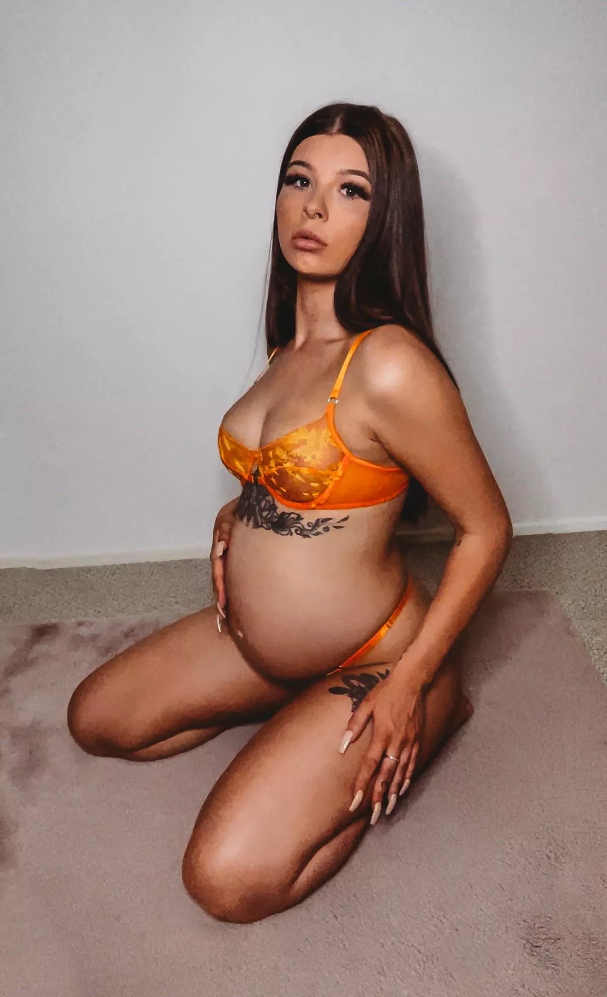 Squeezed my tits into this 🥵❤️‍🔥🍒