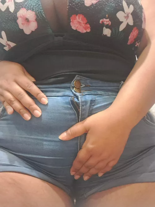 This short is so tight, undress me please.