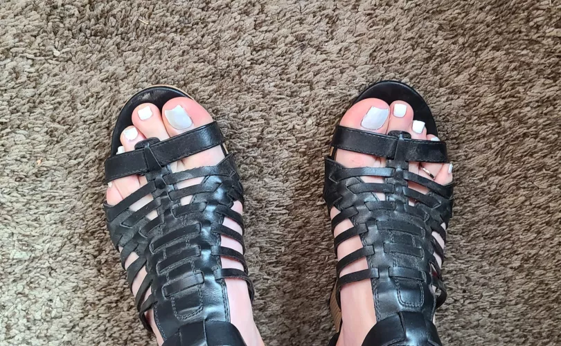 white toes in black heels, is there a better match?
