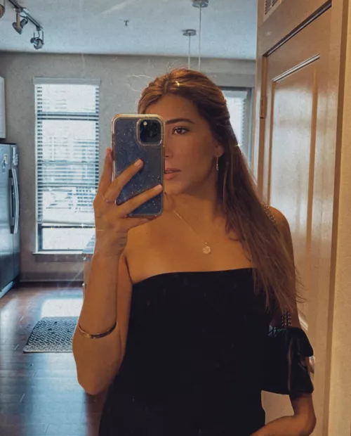 🔥🔥🔥 who else is hot and bothered 🥵