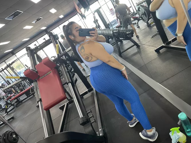 Workout with me?🥵🥵🥵