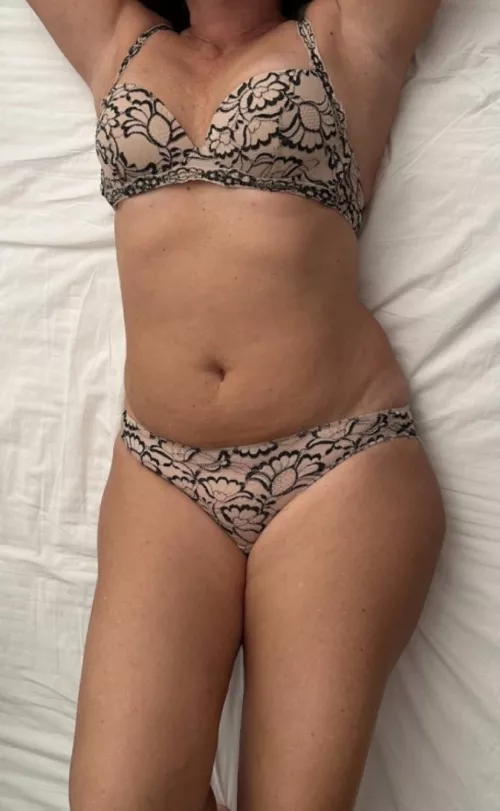 Would you enjoy my milf body?
