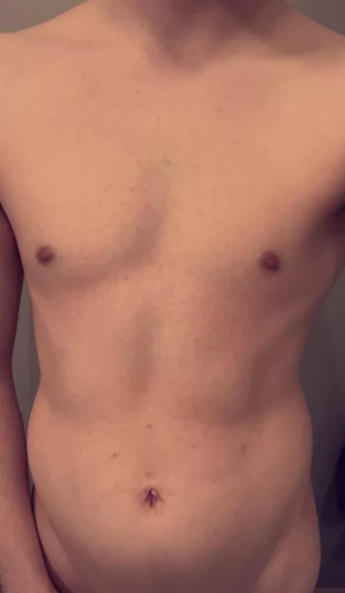 18 need a dick to suck 😋