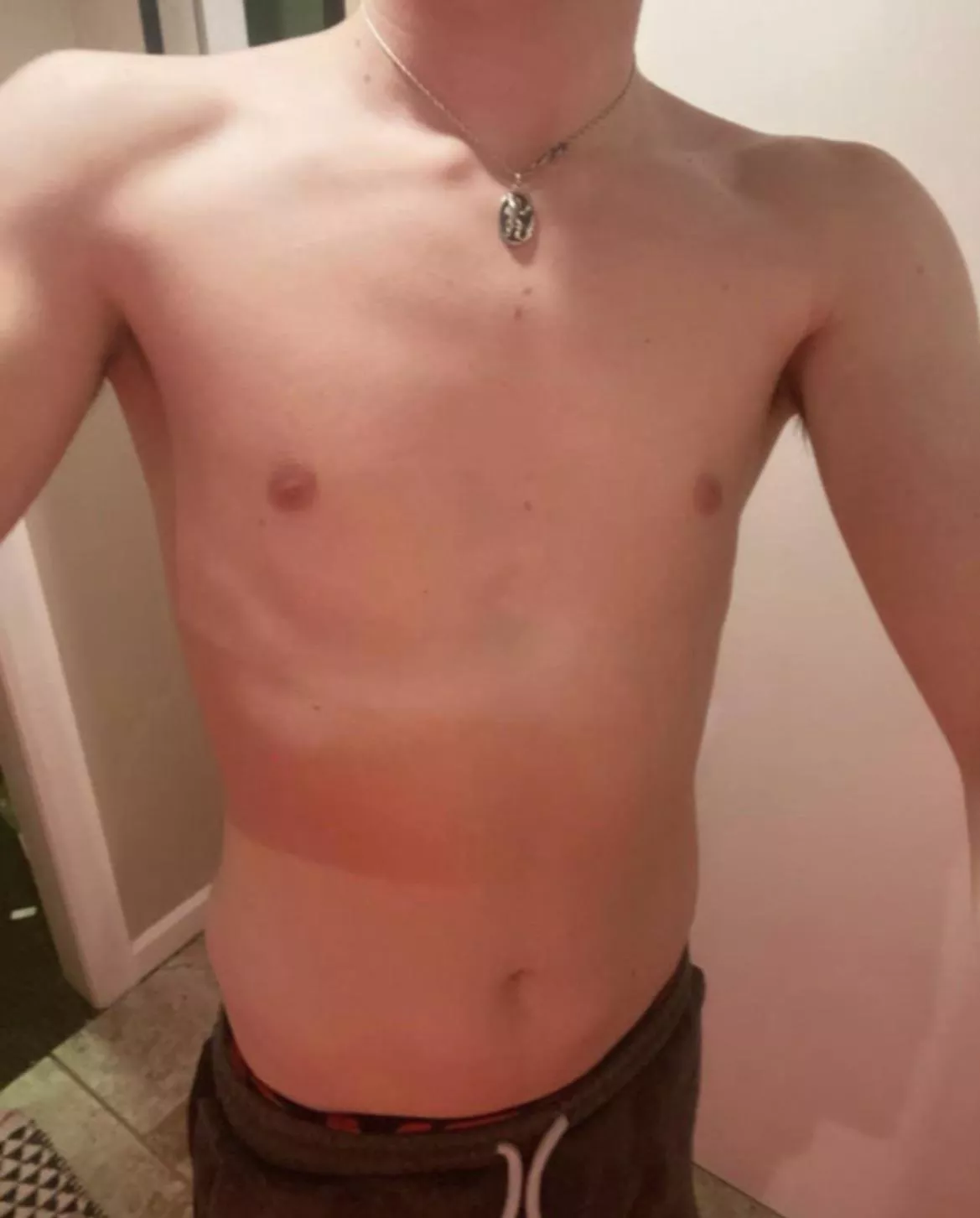 18 usa fit looking for dom guys to edge and control my cock. Verbal+++ HMU with face. snap- Hornybro202