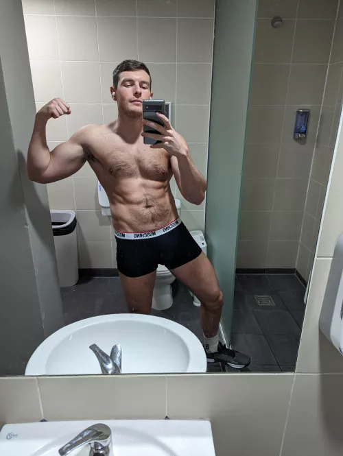 Any love for English guys here?