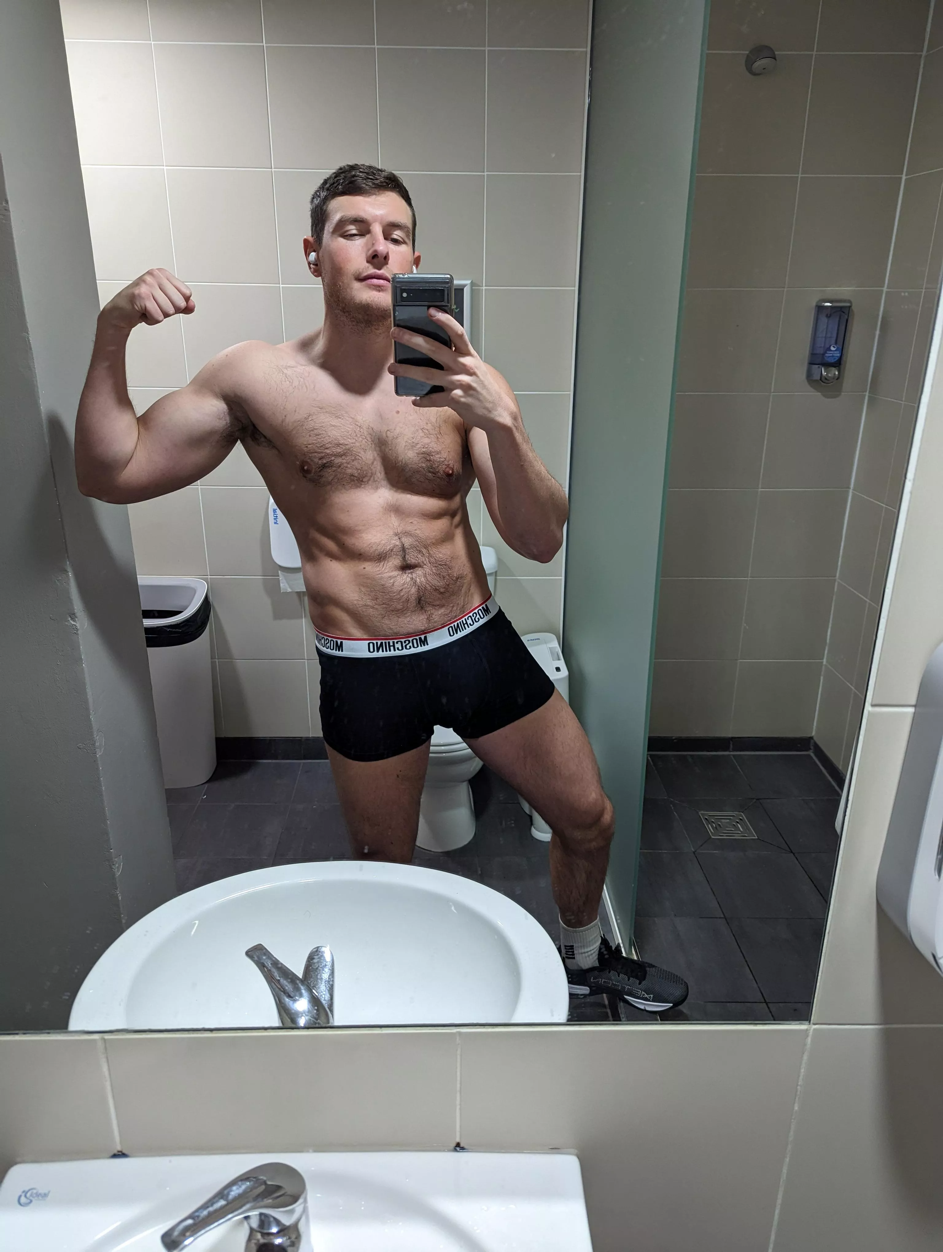 Any love for English guys here?