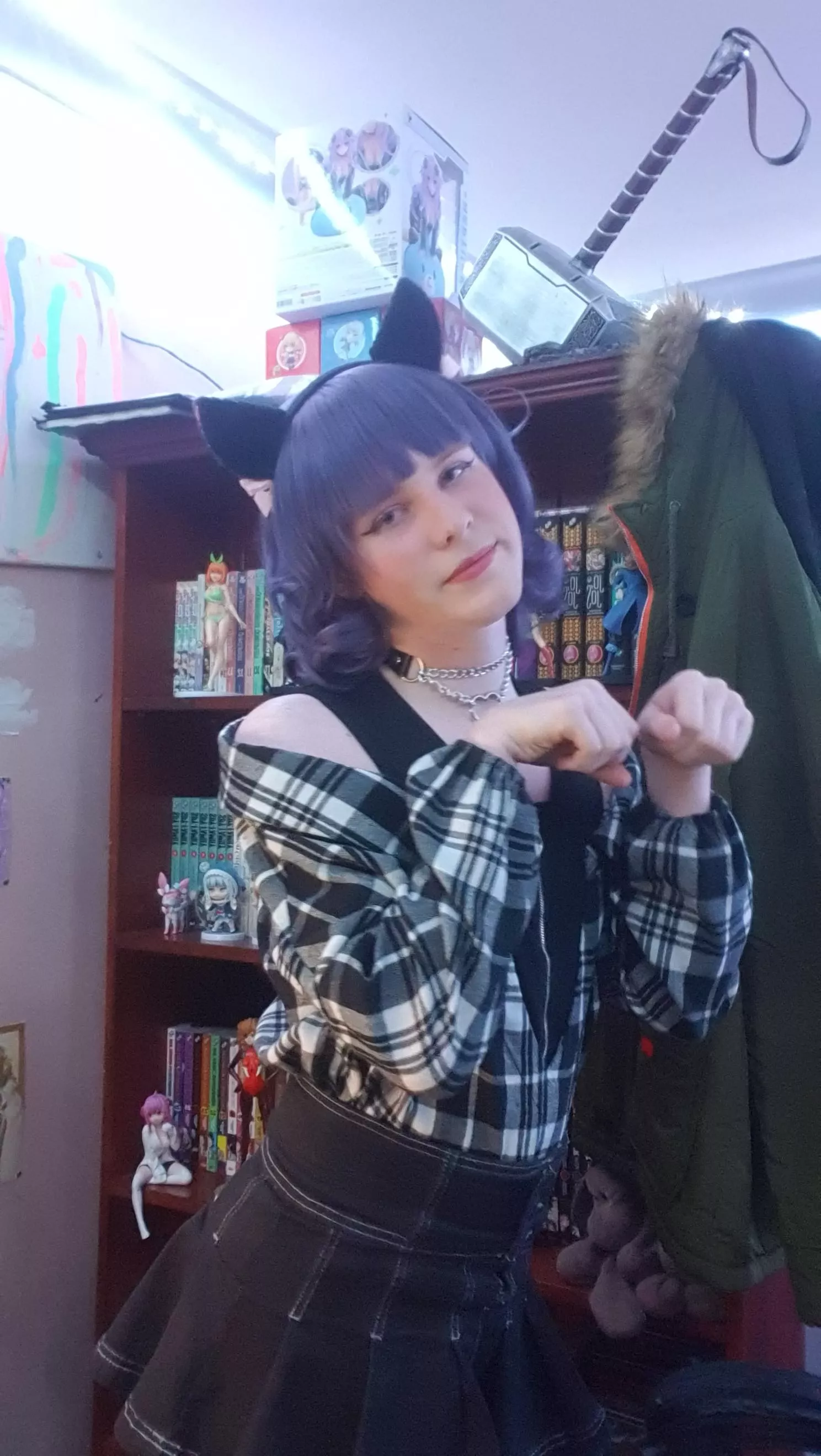 Anybody care to join me for some headpats? 🥺