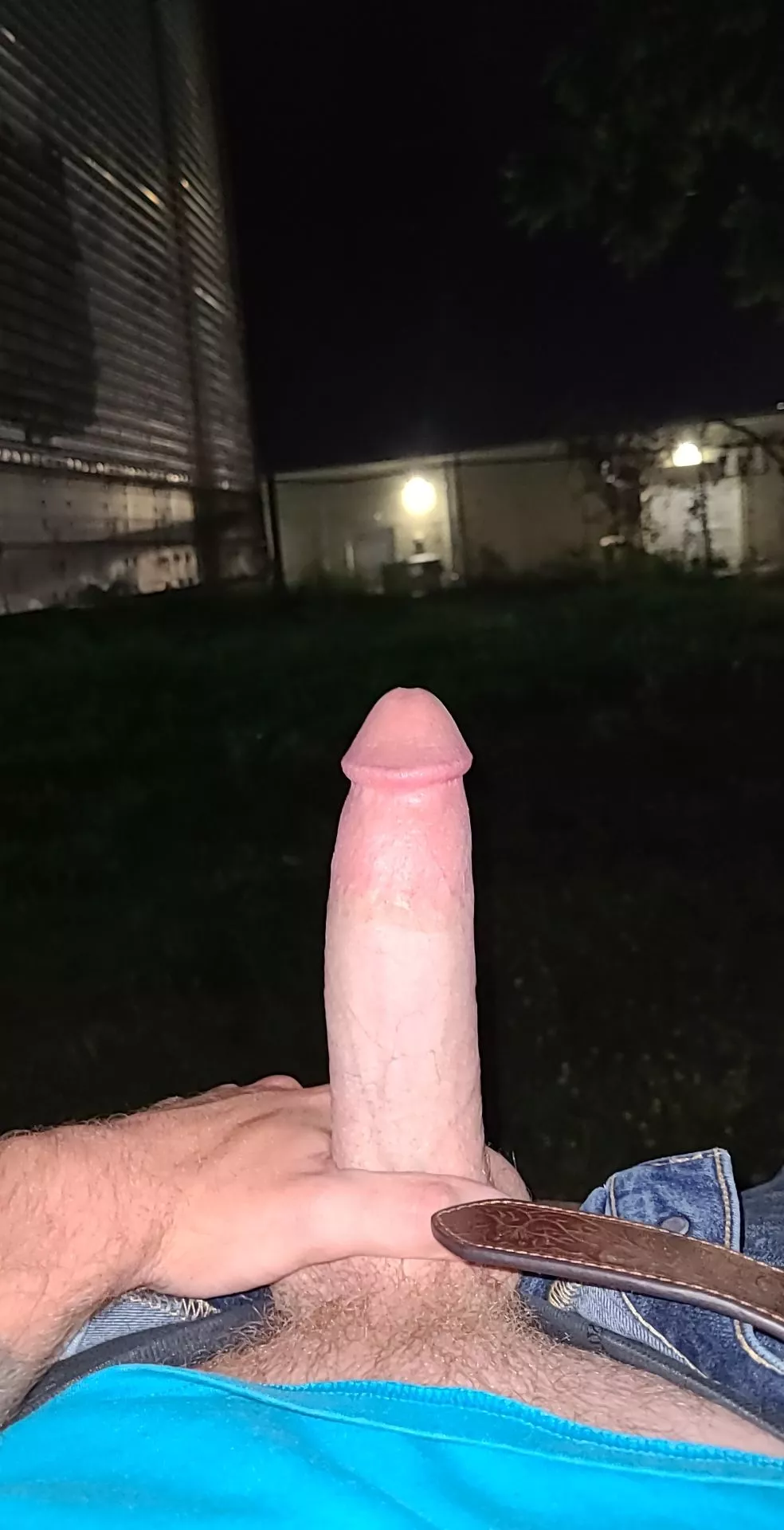 Anyone else like to take a break from work to jerk off on a picnic table?