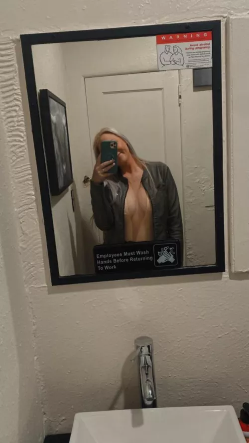 Anyone willing to caption my hotwife?