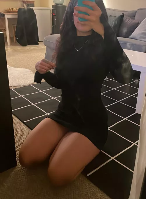 Before a night out 🖤