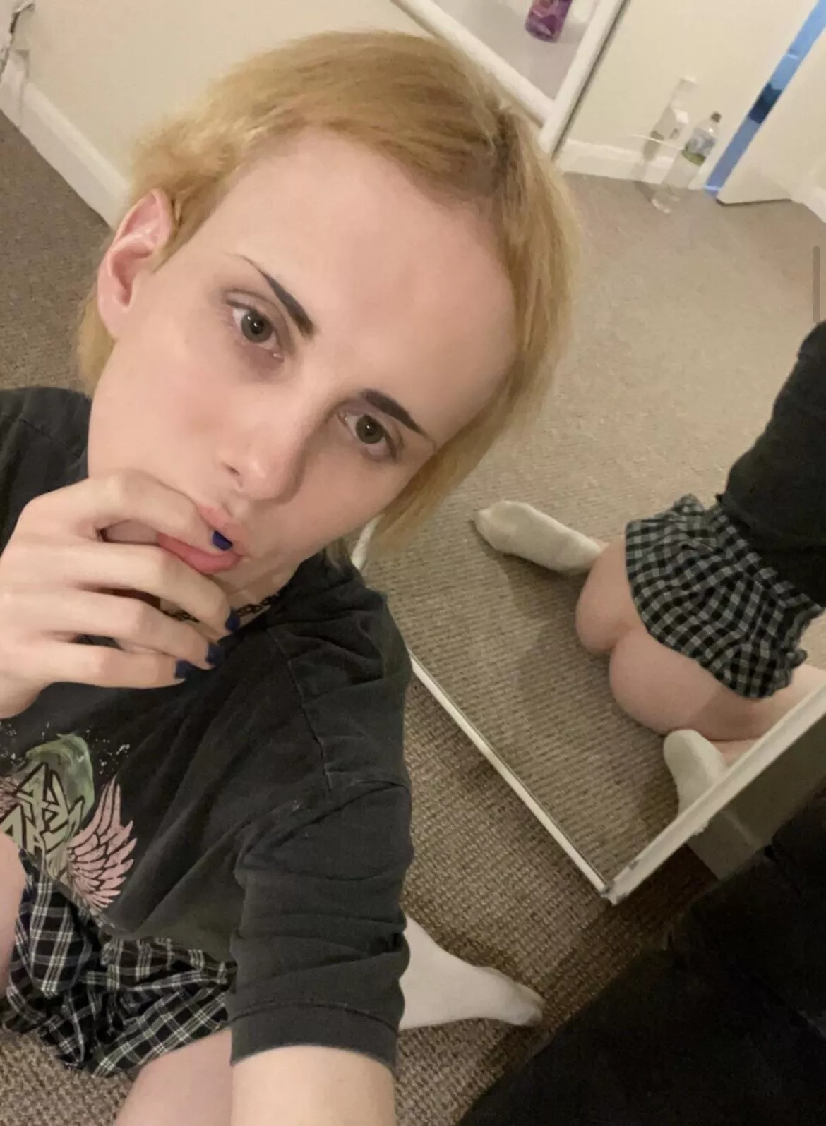 Can I sit on your face 🥰