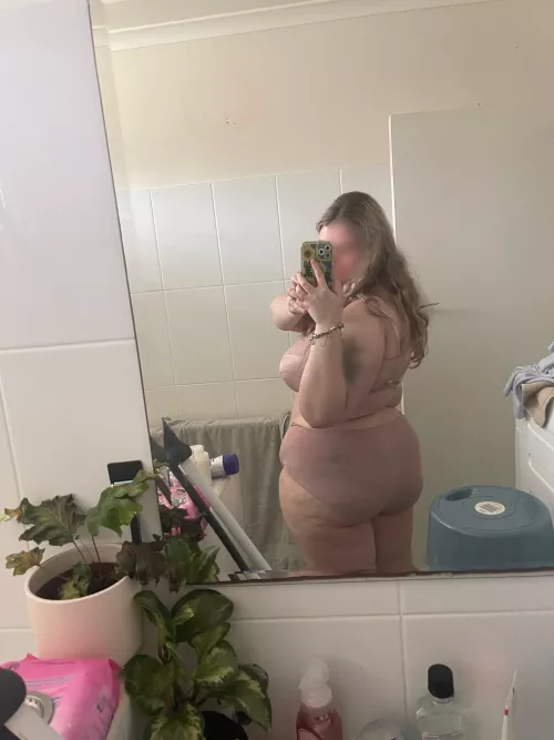 Can you make out what my butt tattoo is? 🥵🌶