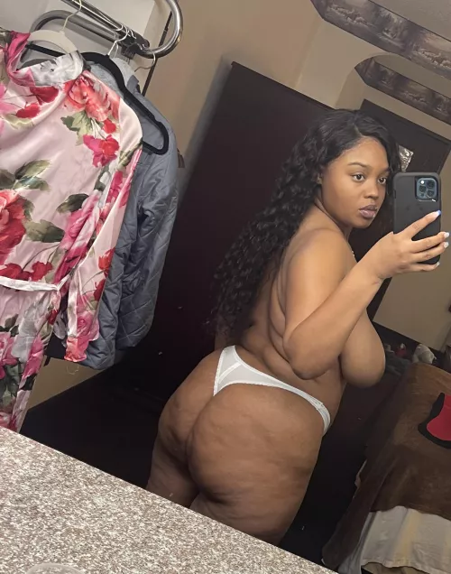 Cellulite and a chocolate Titty
