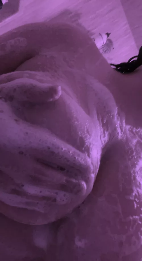 Cleaning my big boobs