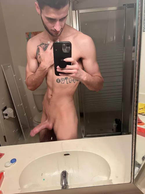 Come Distract me from myself today 😈