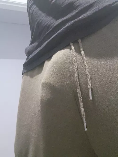 Definitely a sweatpants kinda day today