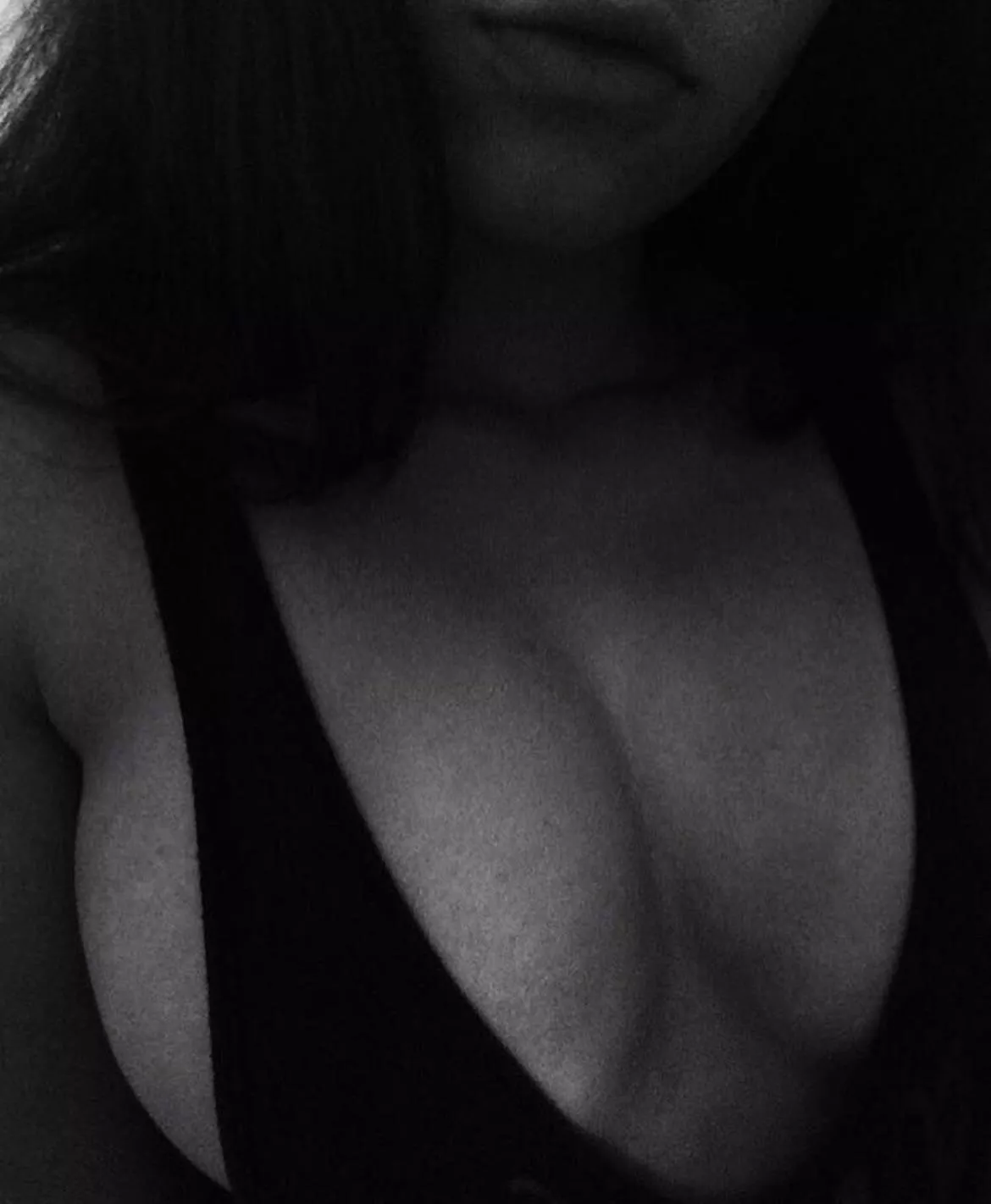 Finns i dm vet att ni e sugna😋