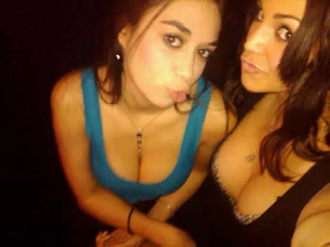 Friendliness is best with besties