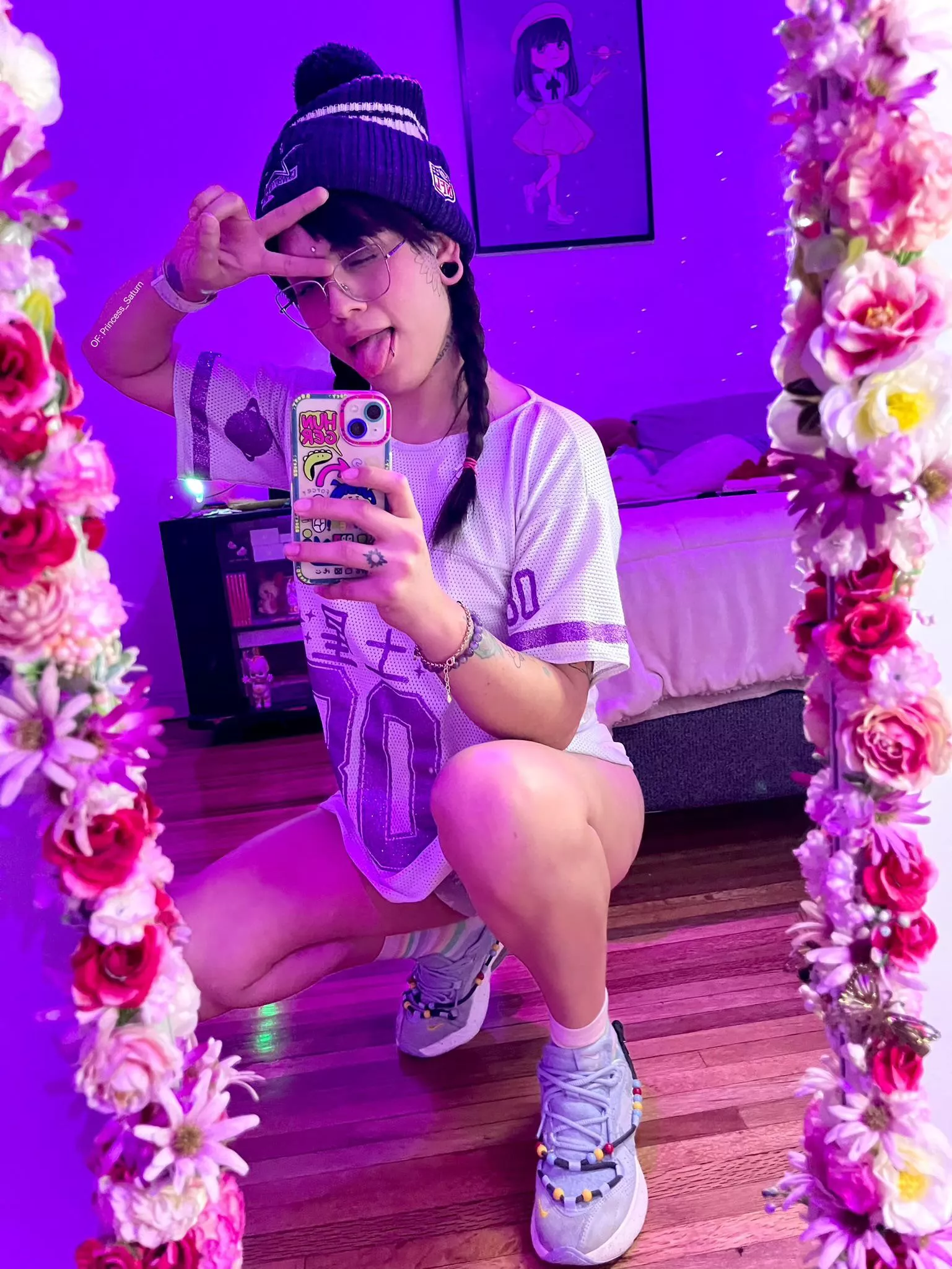 Hi guys. Just arrived here, but with a lot of content to show you! Enjoy it 💫