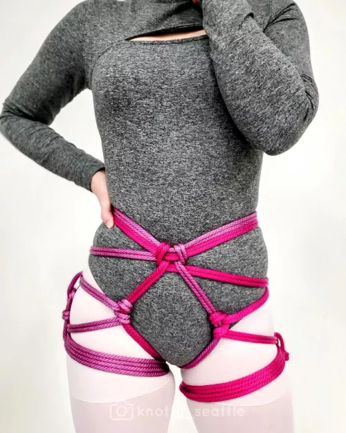 Hip/bootie ties are my rope bunny's favorite...