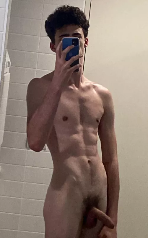 Hit me up, vers and too horny for my own good