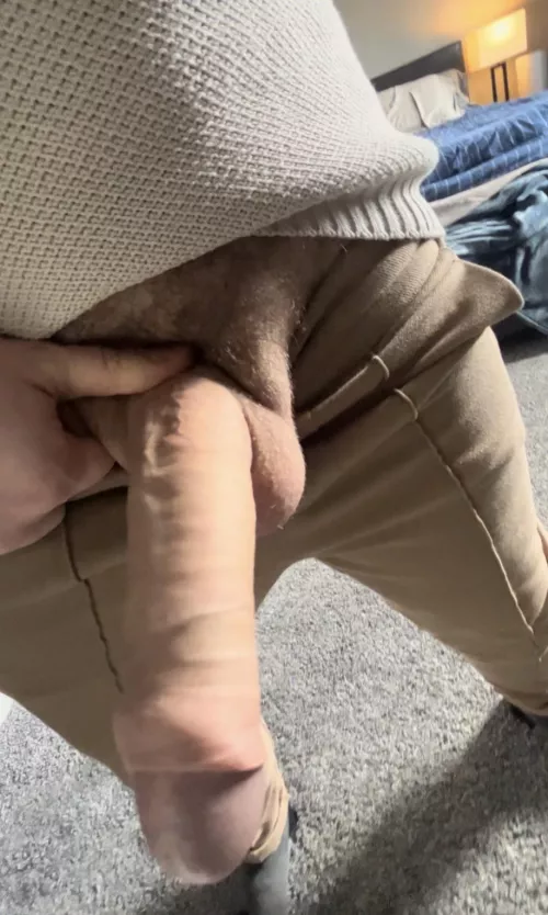 How am I supposed to get through work with this in my pants? I hate Mondays.