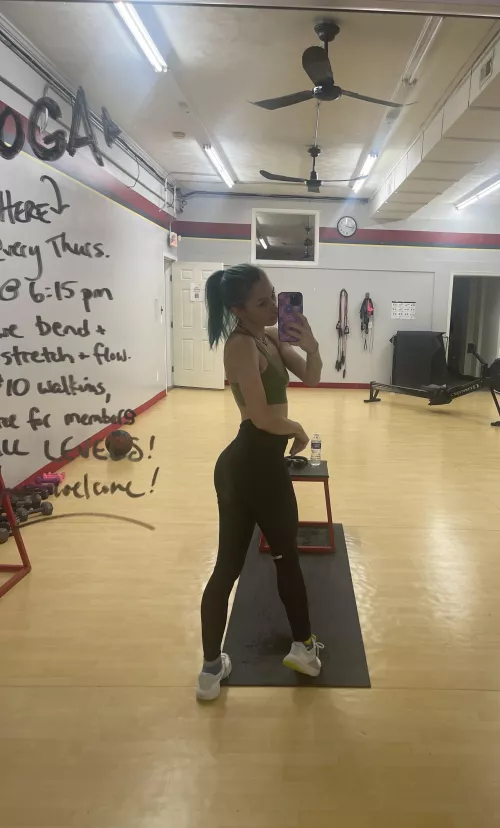 i gym, you goon, it’s typical.