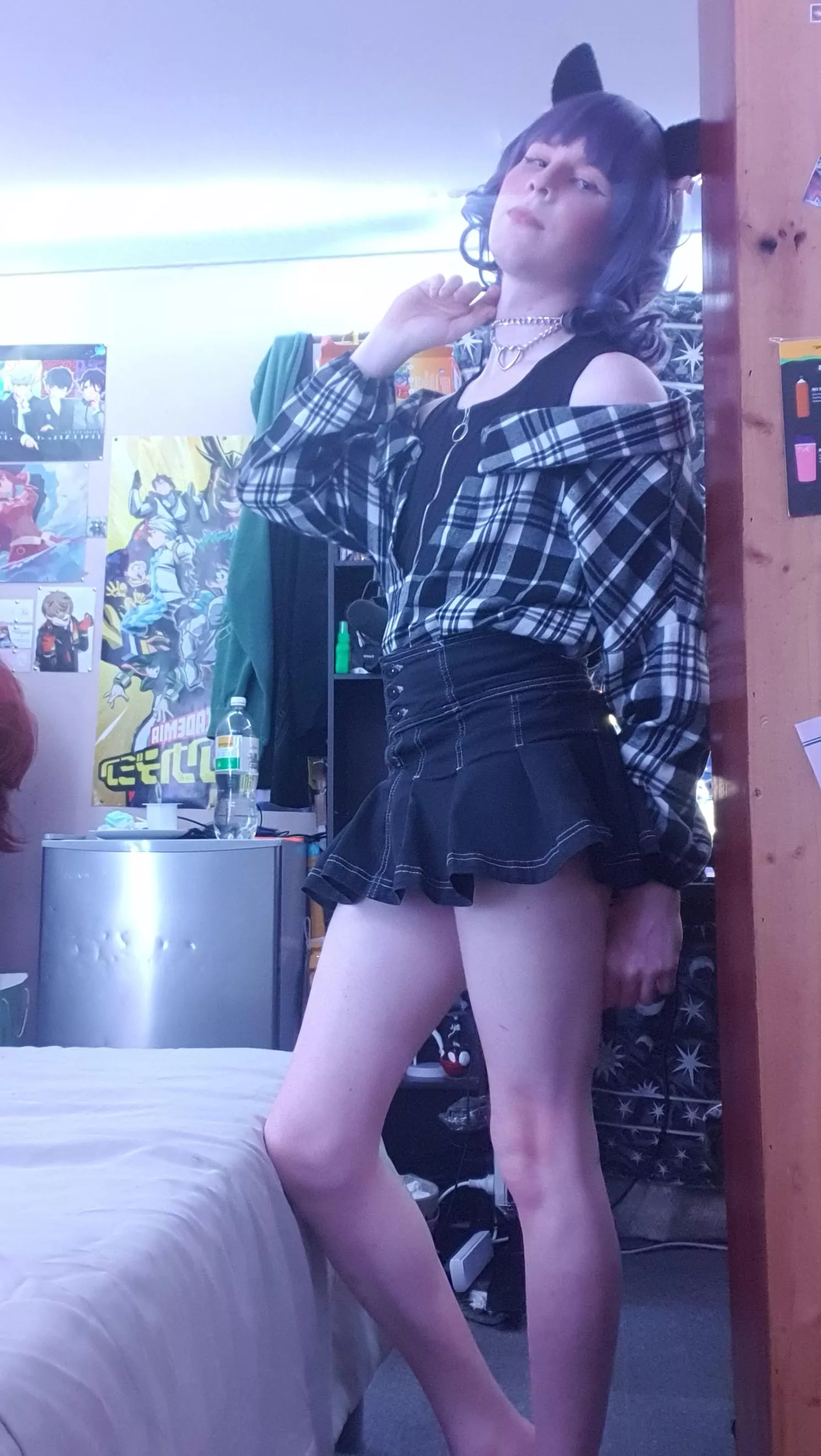 I just can't stop using this pose 😭