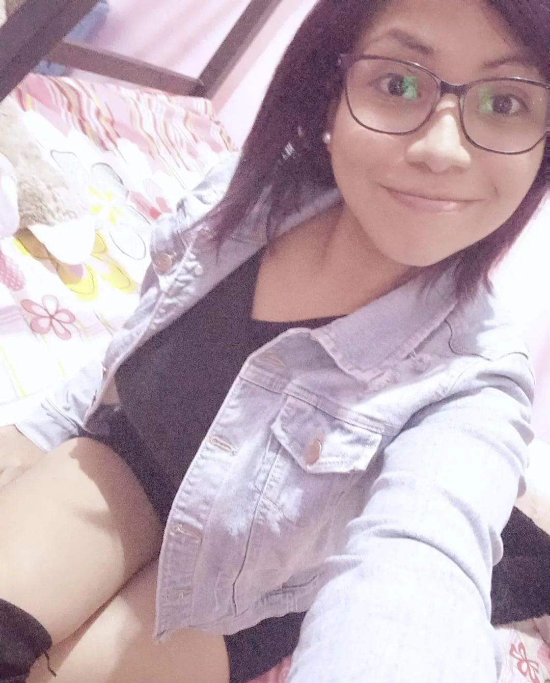 I love how glasses make me smarter and cuter 😅😍