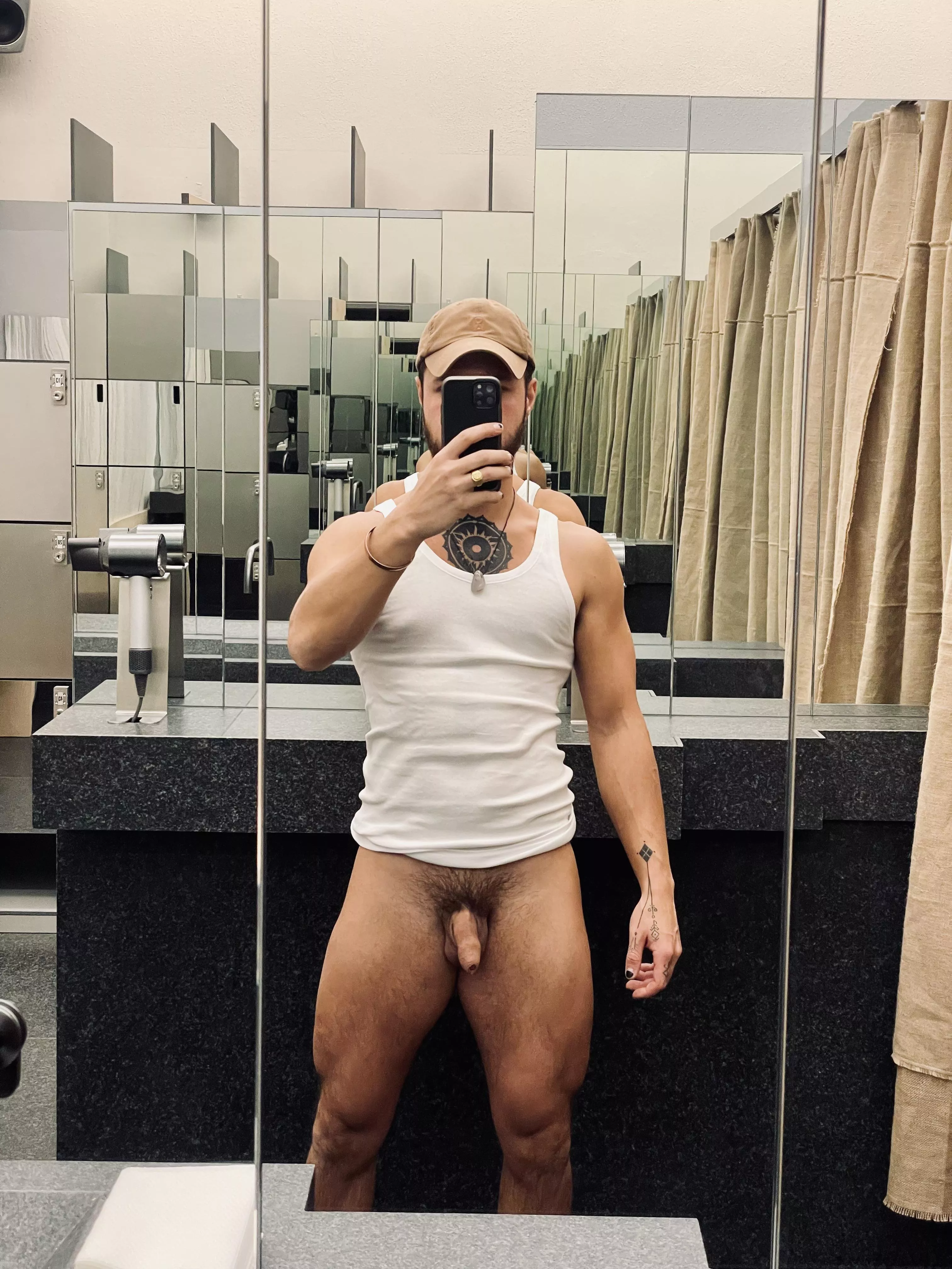 Id like a tad more mass in the quads and teardrop to pop a bit more