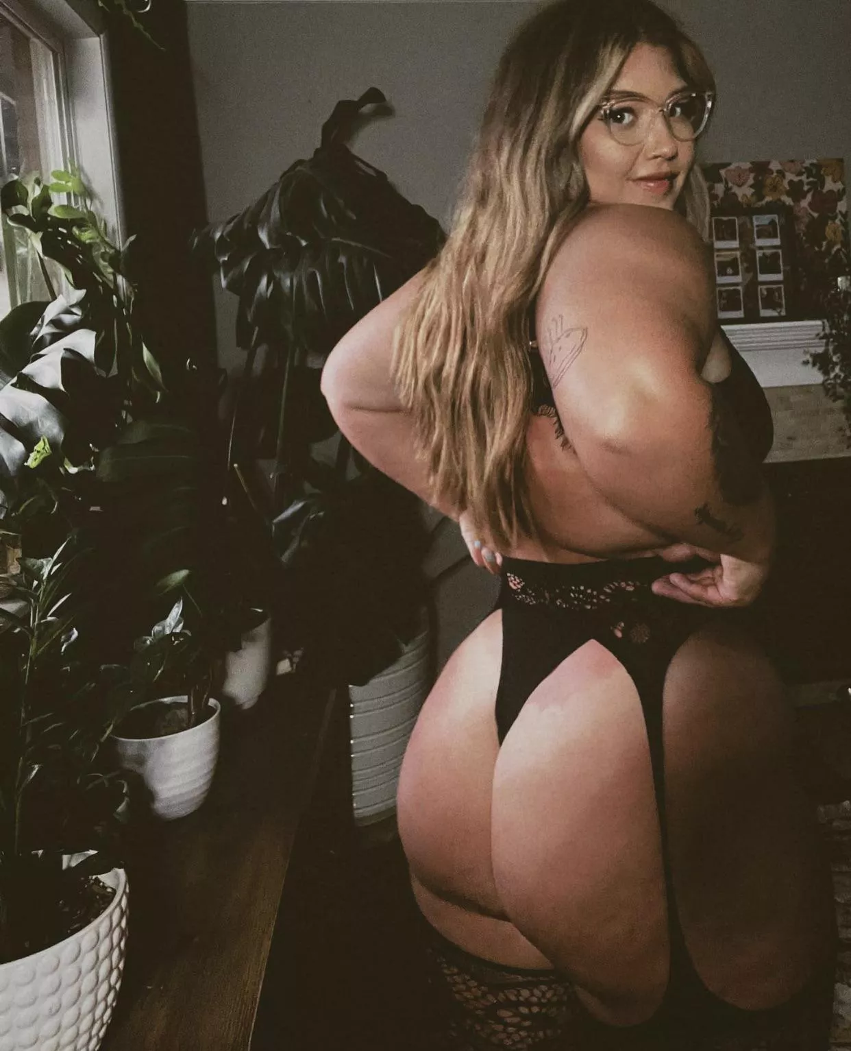 I’m the naked neighbor