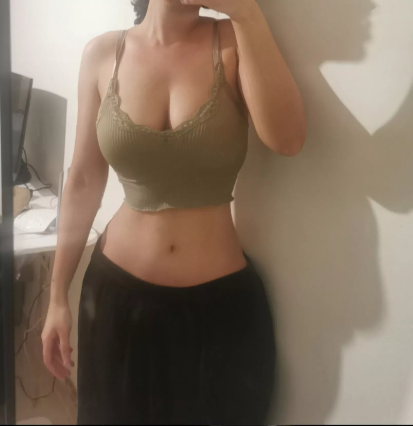 Is my waist too wide?