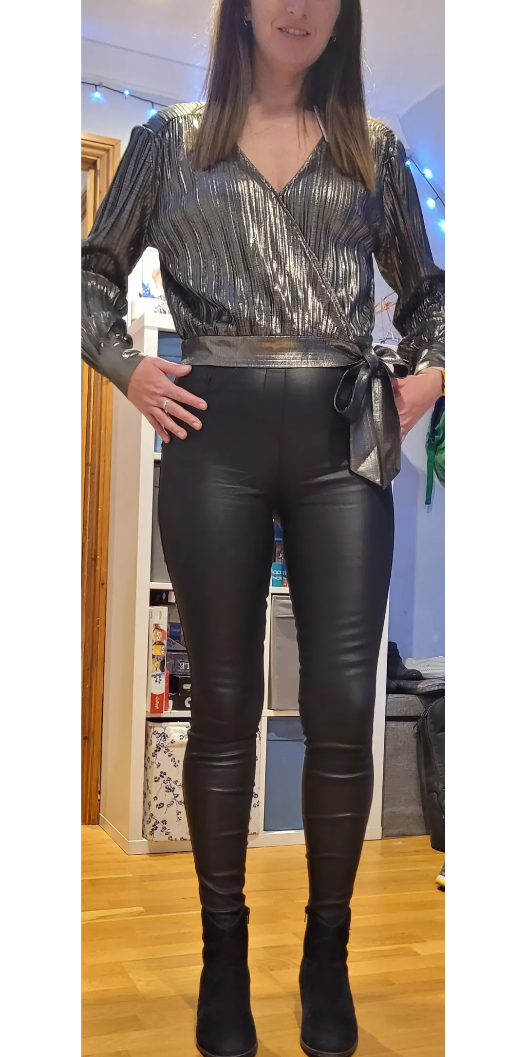 Is there any love left for a F34 Mum of 2?? Too cold for the beach!! Tributes very welcome x🤞❤️