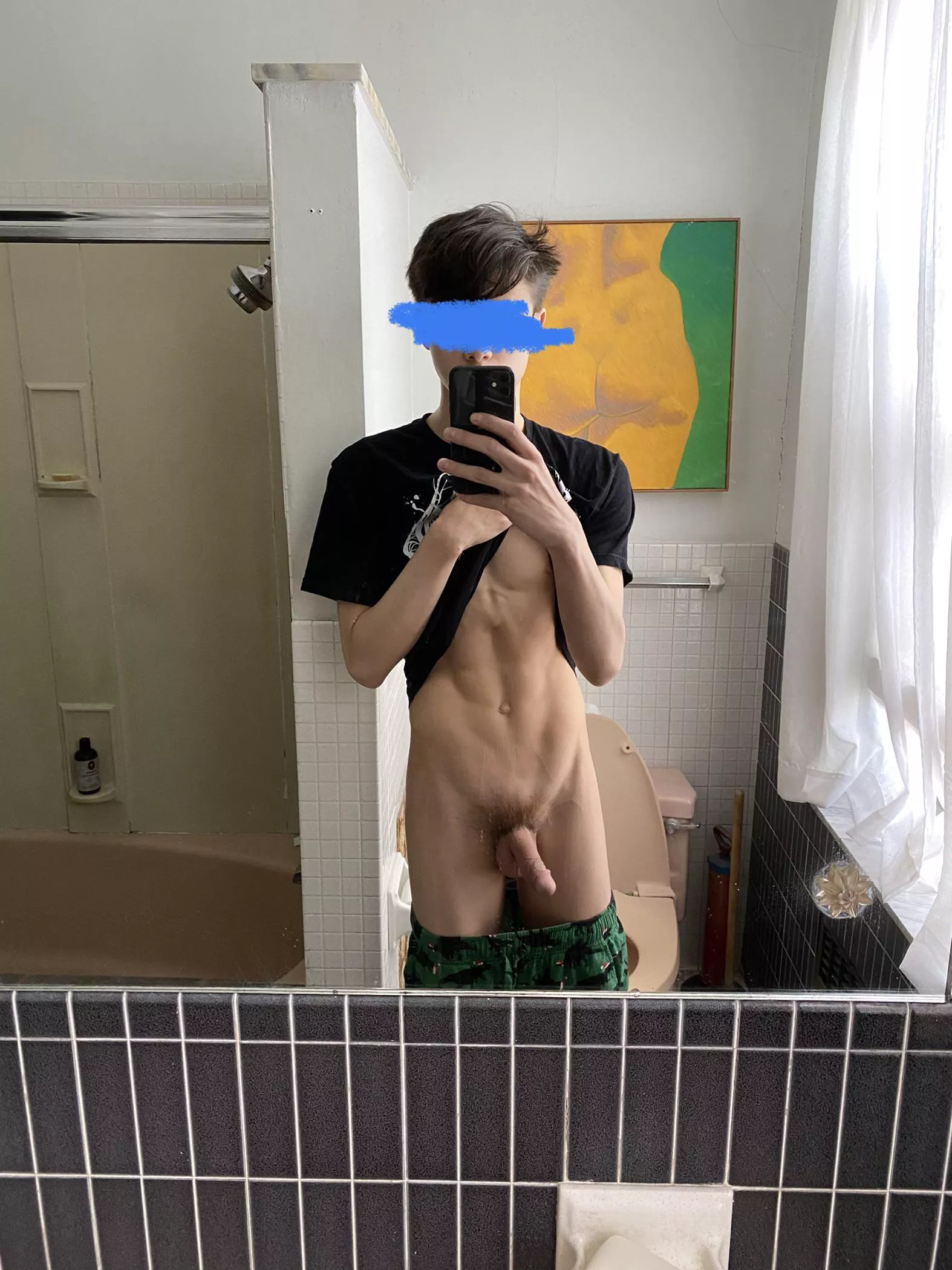 Is this a twinky pic?