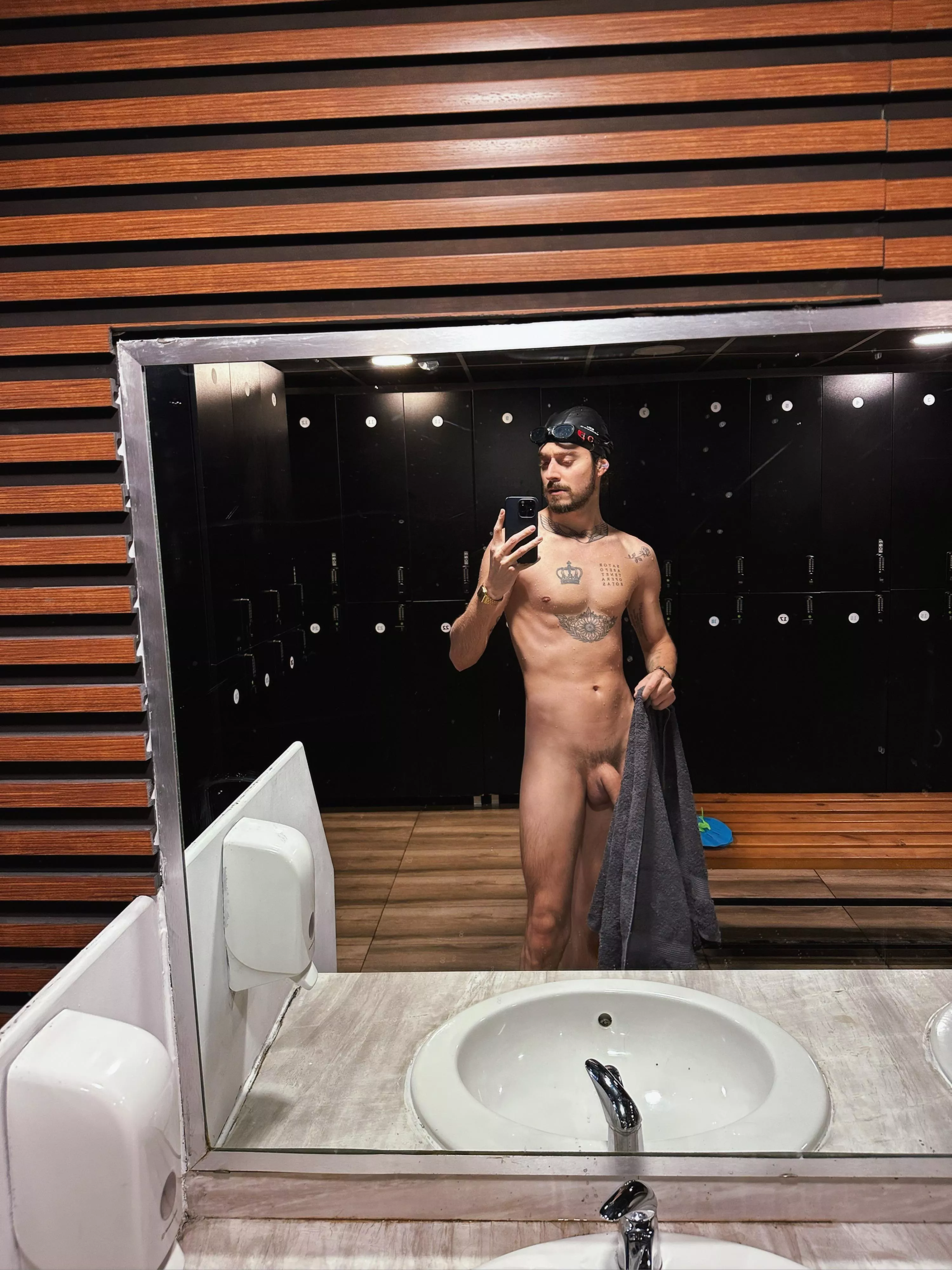 Join me in the showers 🚿