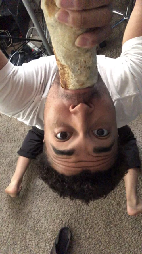 Let me taste your big burrito 😈