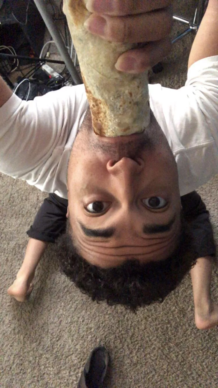 Let me taste your big burrito 😈