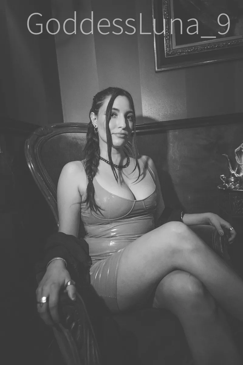 Life is really easy when you’re absurdly sexy.