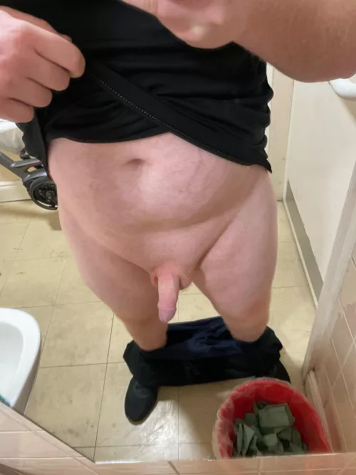 Love hanging out in work! 😝