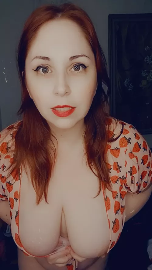 Mommy's strawberry milkers