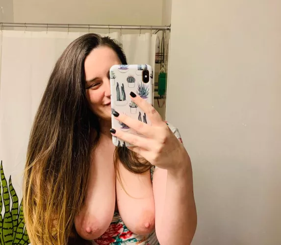 Neglected housewife needing your attention.