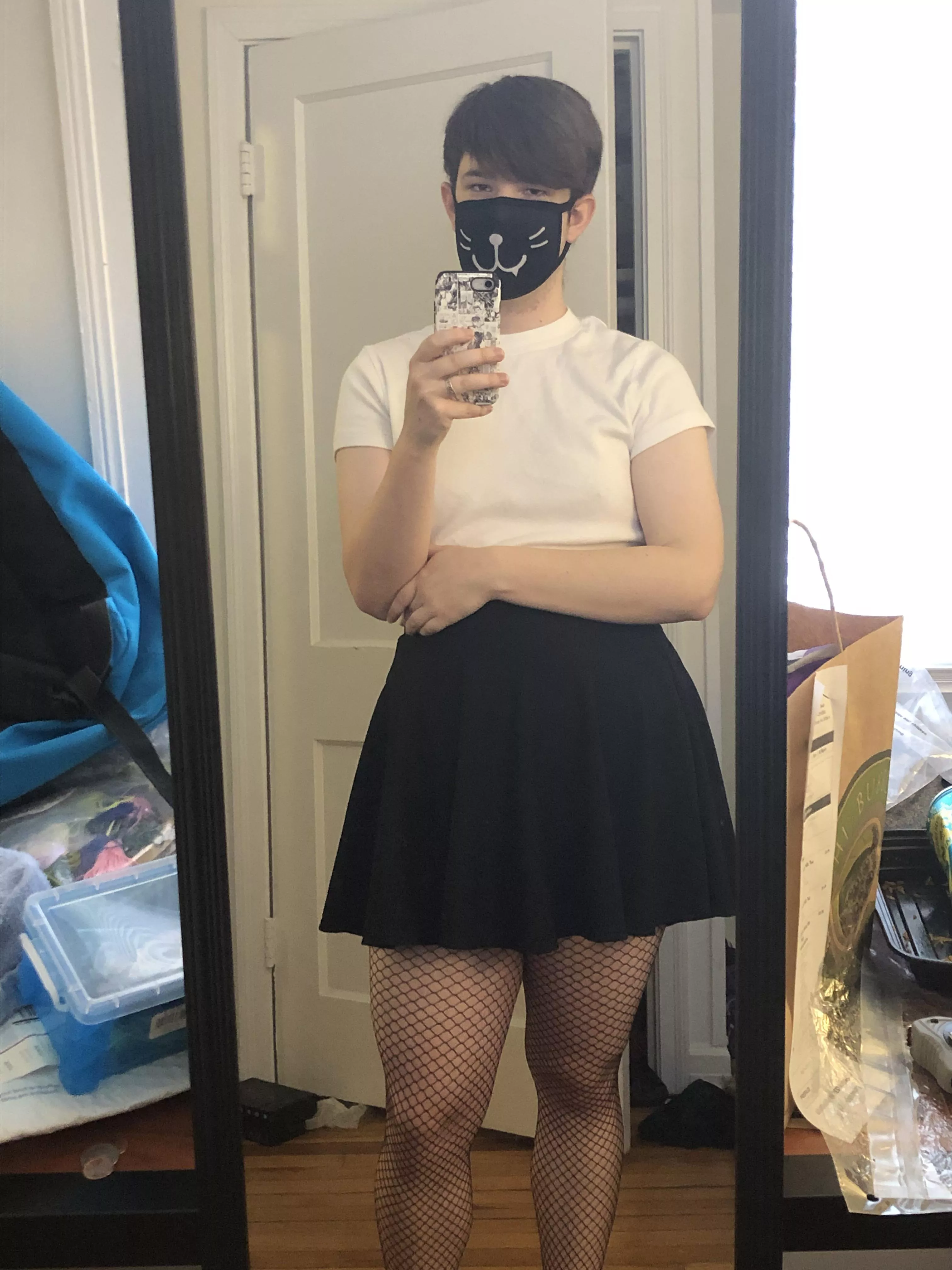 New skirt/fishnets came in :3