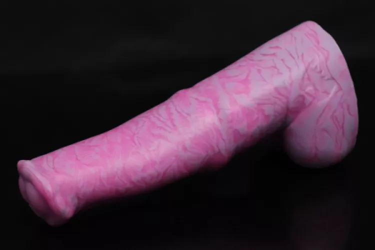 NEW TOY. Snagged this cute bubble hooves. anyone have experience with this model?