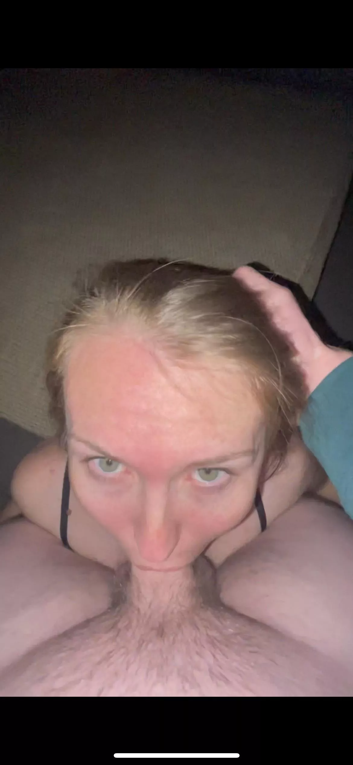 No hands no problem 🍆👱🏻‍♀️