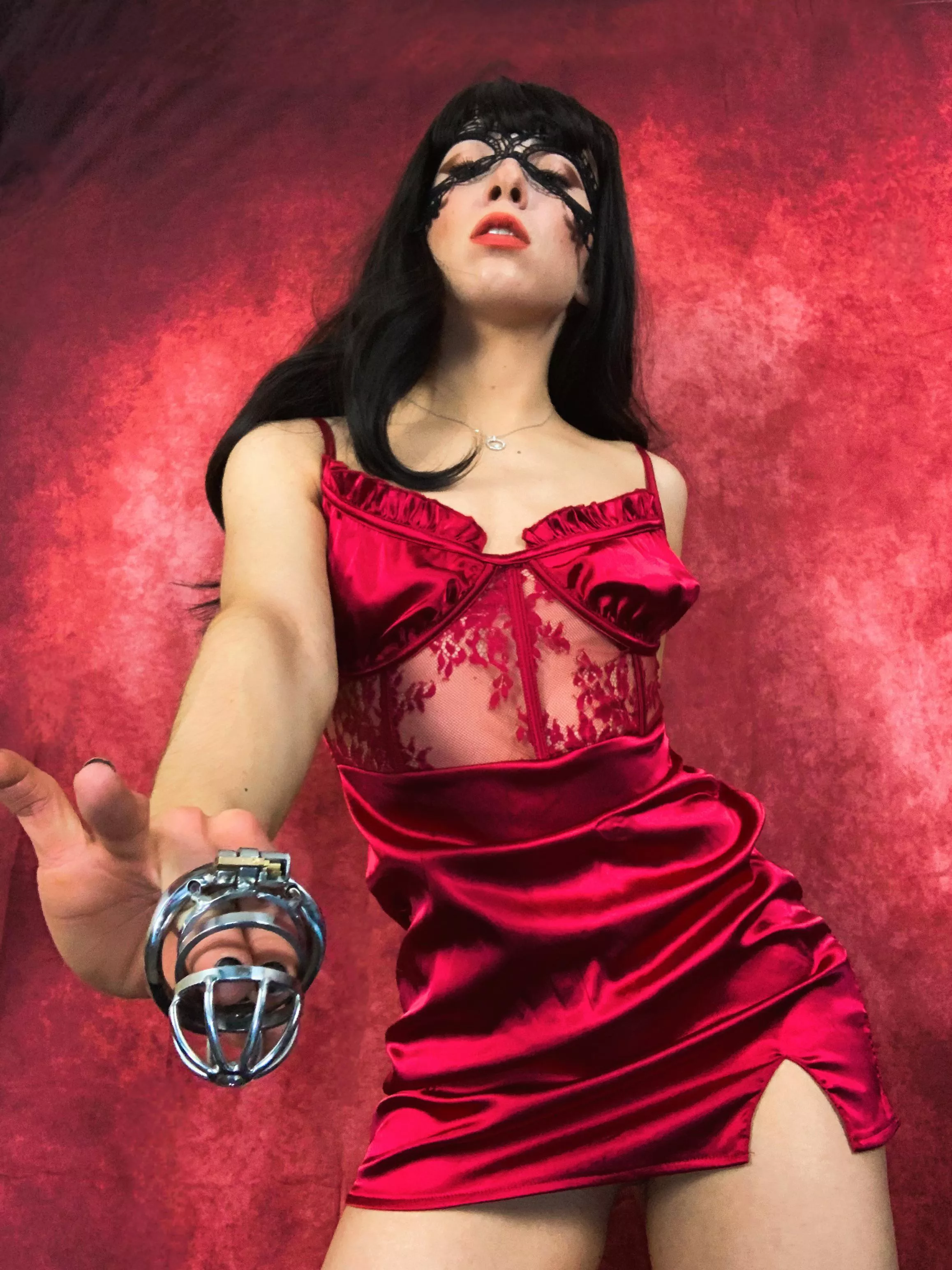 Nothing turns you on more than Women with Power. The way that you beg, I know it’s your hour. Down on your knees and that soul gets devoured. Wallet in mouth and caged like a coward. Approach for drains, sessions and debt contracts [Selling]