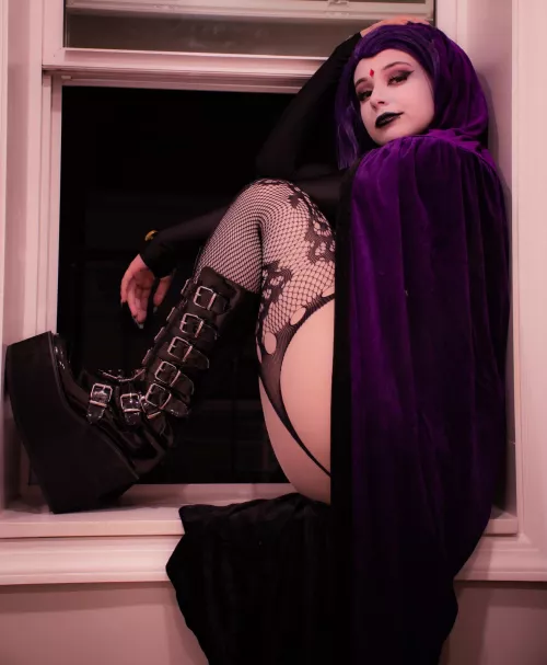 POV: Raven comes and visits you late at night